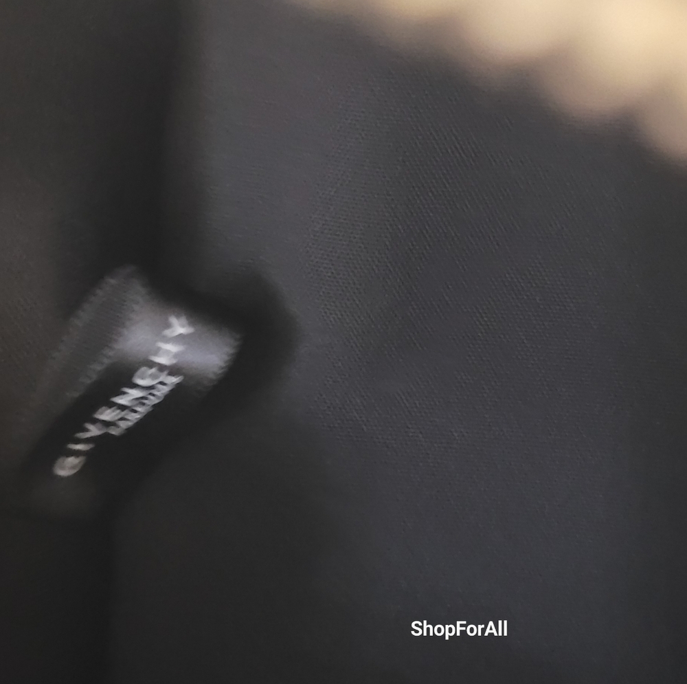 - Givenchy - Picture 11 of 15